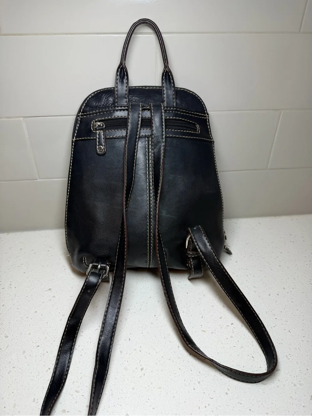 St John’s Bay Vintage Black Genuine Leather Backpack Purse Y2K 90s minimalist